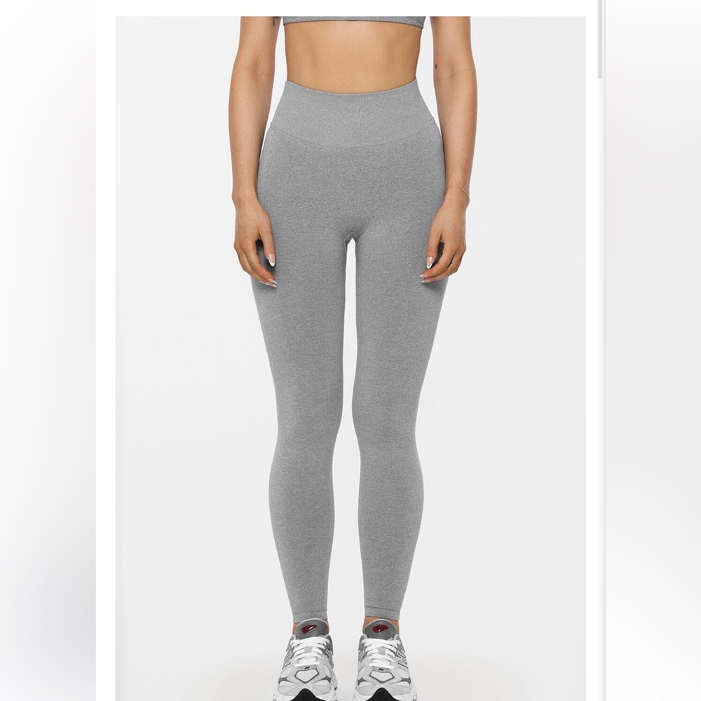 Gray High-Waisted Leggings